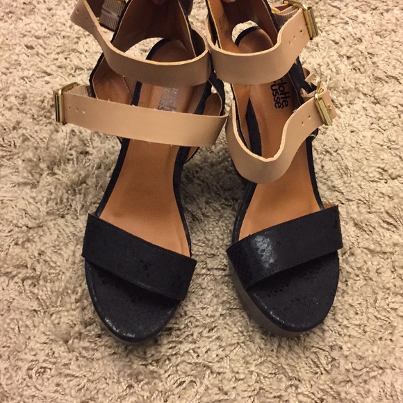 ❌🚫SOLD❌🚫SZ 6 NEW Charlotte Russe double S - Picture 4 of 5